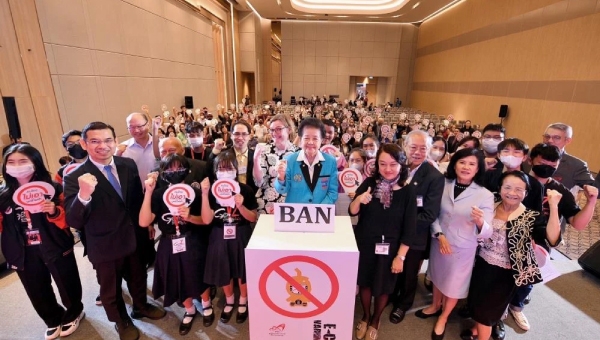 ประกาศปฏิญญาไทยแบน "บุหรี่ไฟฟ้า" ป้องกันเด็กตกเป็นเหยื่อ‬